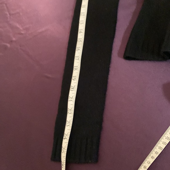 Aqua Cashmere one shoulder sweater, Sz S - Picture 8 of 9